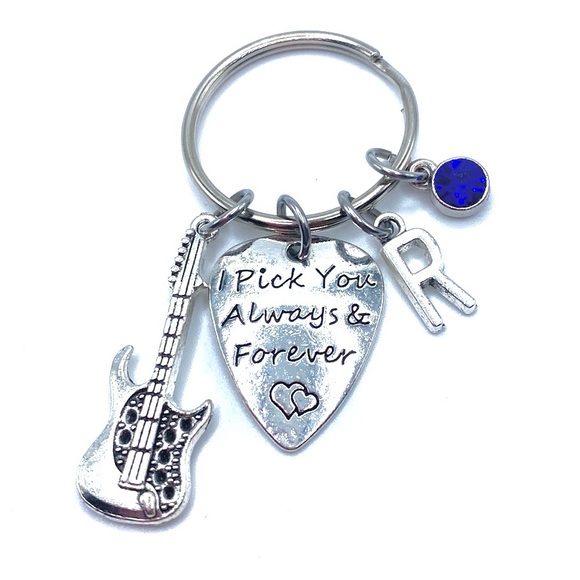 Guitar Pick Keychain Guitarist Musician Gift - Picture 5 of 6